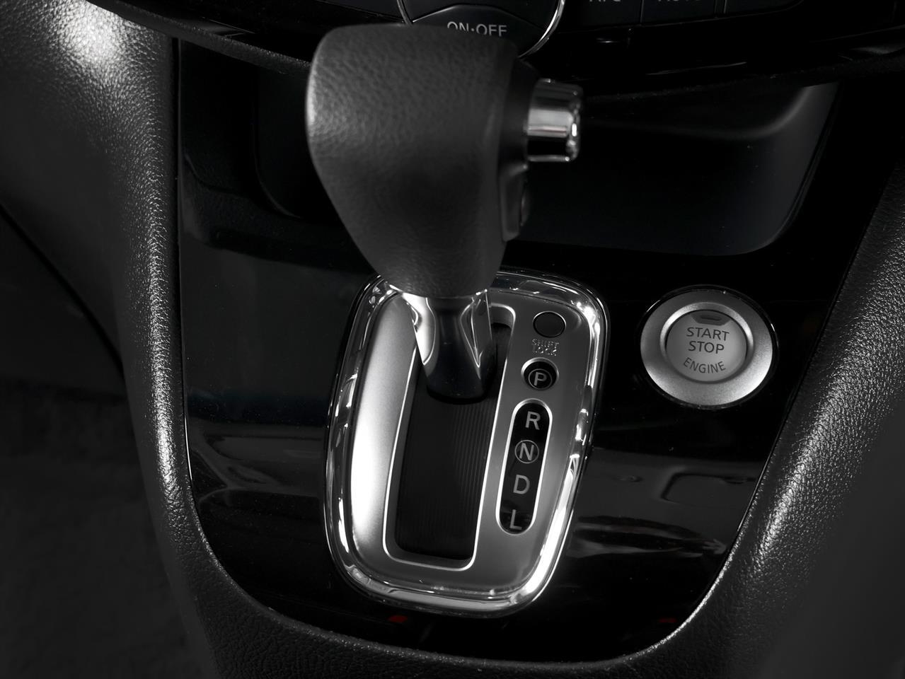 image-12, 2014 Nissan Serena S-Hybrid Highway Star 8-Seater at Christchurch