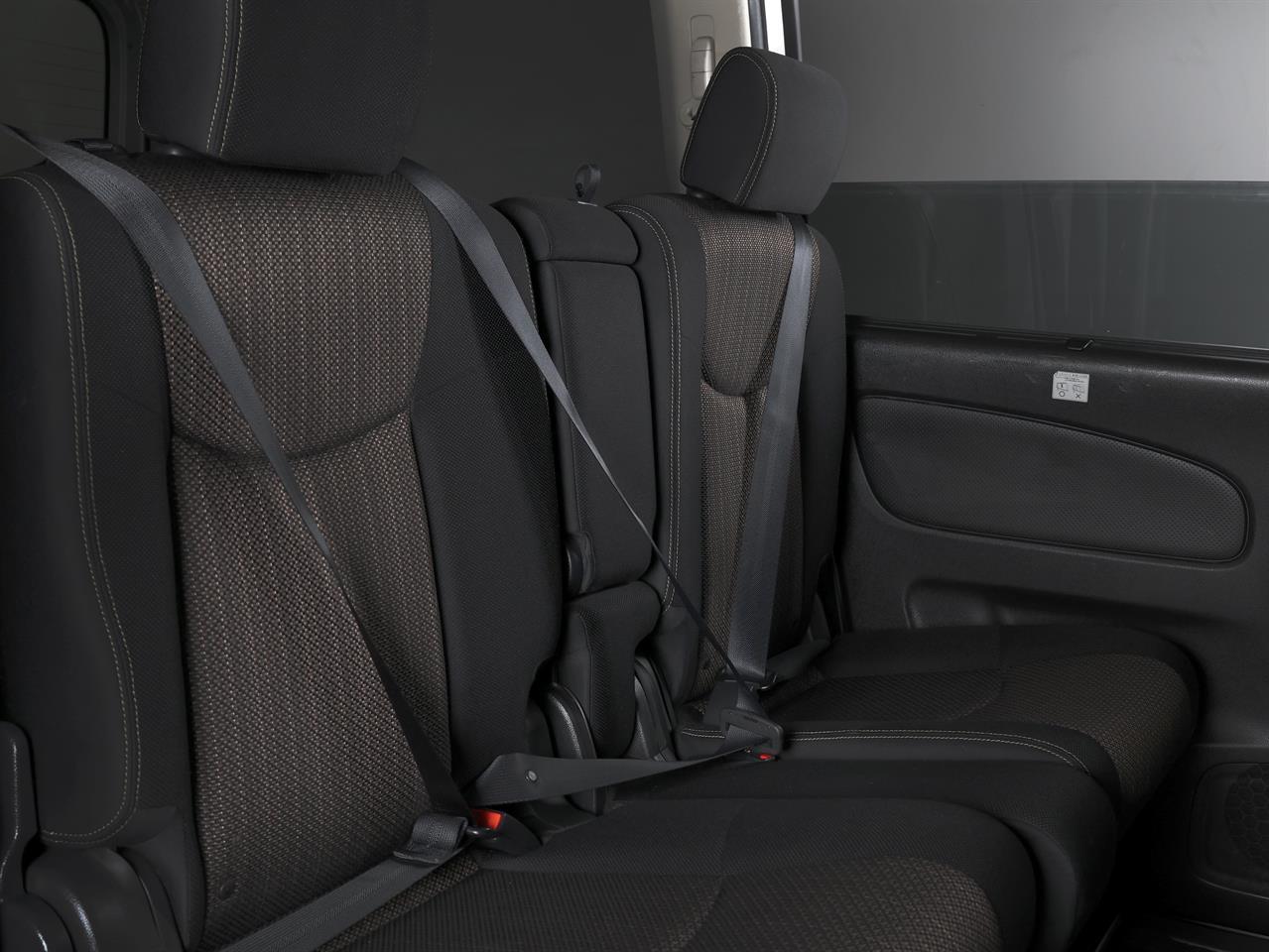 image-17, 2014 Nissan Serena S-Hybrid Highway Star 8-Seater at Christchurch