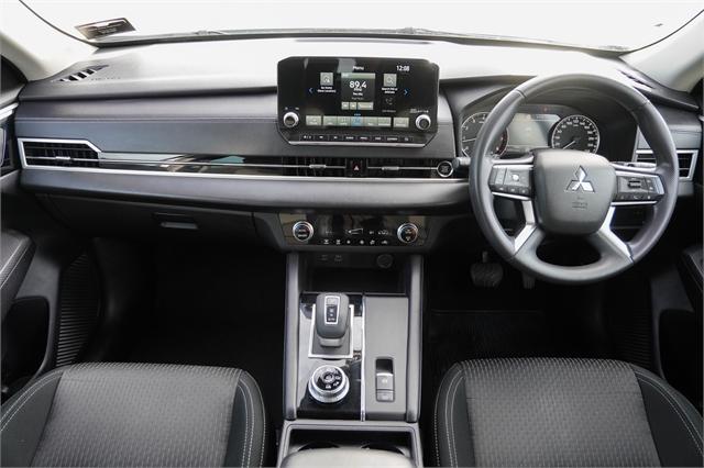 image-13, 2022 Mitsubishi Outlander LS 2.5 4x4 auto at Dunedin