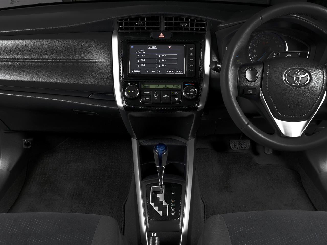 image-10, 2015 Toyota Corolla Fielder Hybrid G at Christchurch