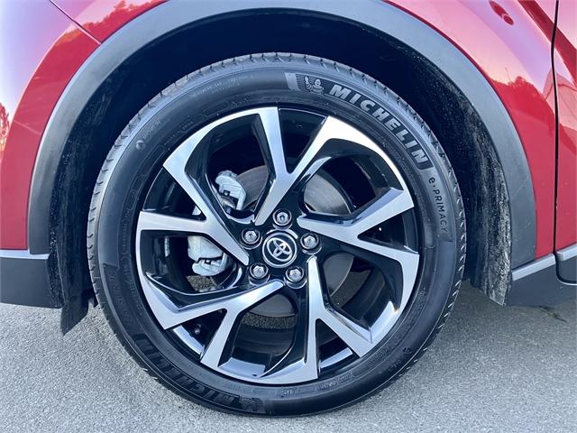 image-13, 2018 Toyota C-HR 1.8 Hybrid G at Dunedin