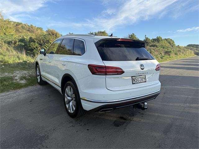 image-4, 2021 Volkswagen Touareg V6 170KW TDi 3.0DT at Dunedin