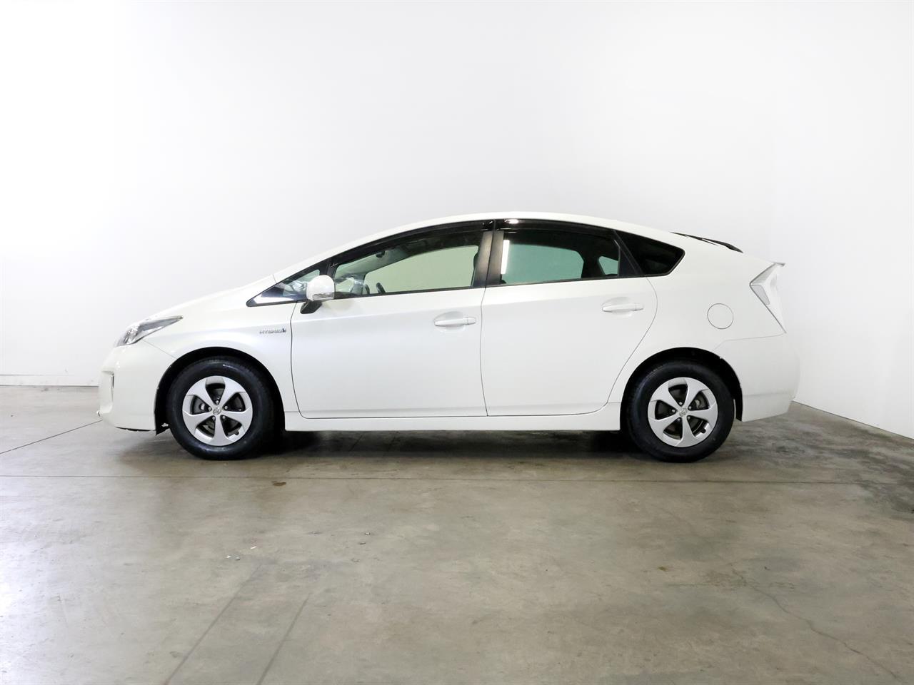image-4, 2012 Toyota Prius 1.8lt Hybrid G-Package at Christchurch