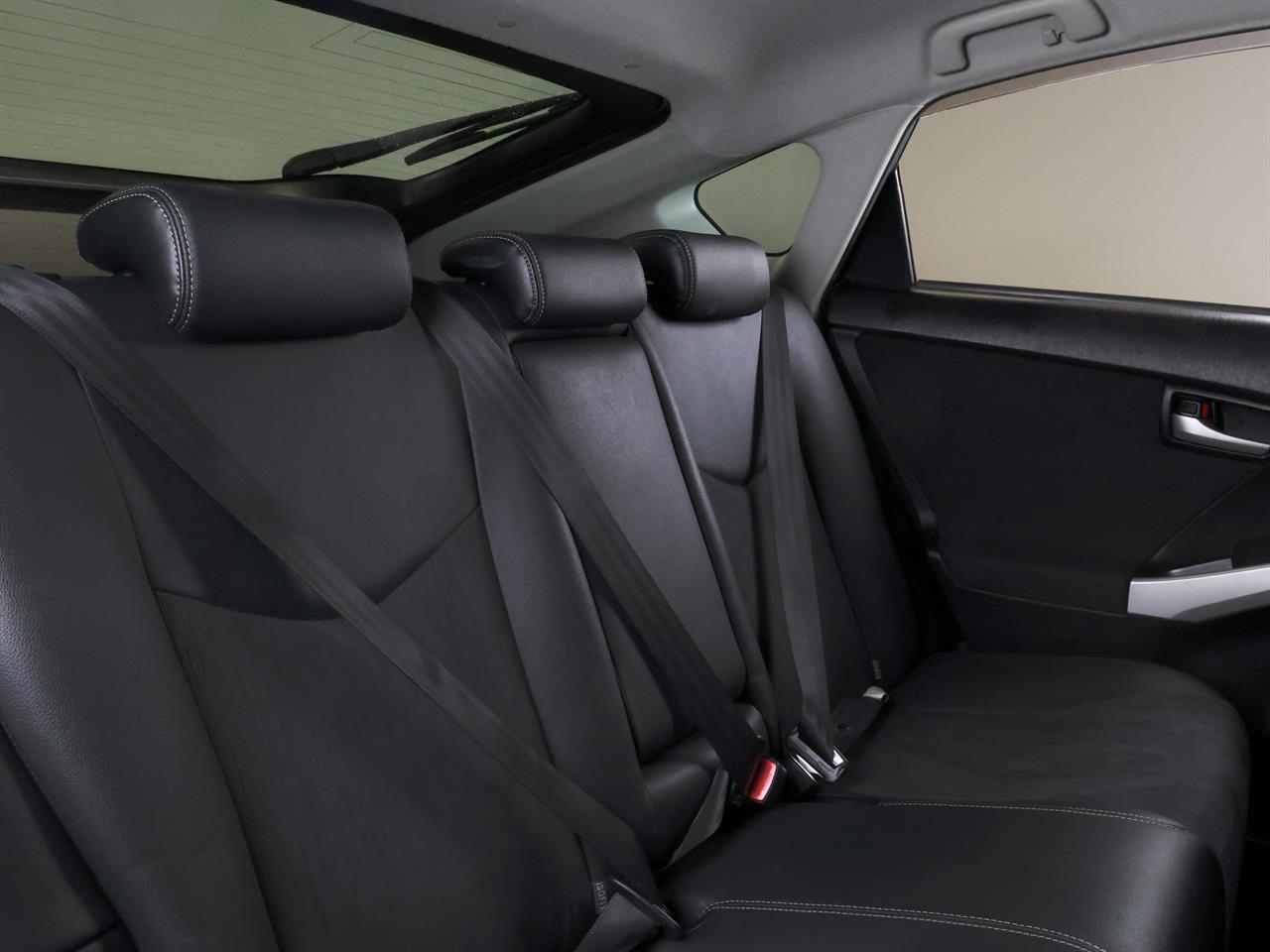 image-18, 2012 Toyota Prius 1.8lt Hybrid G-Package at Christchurch