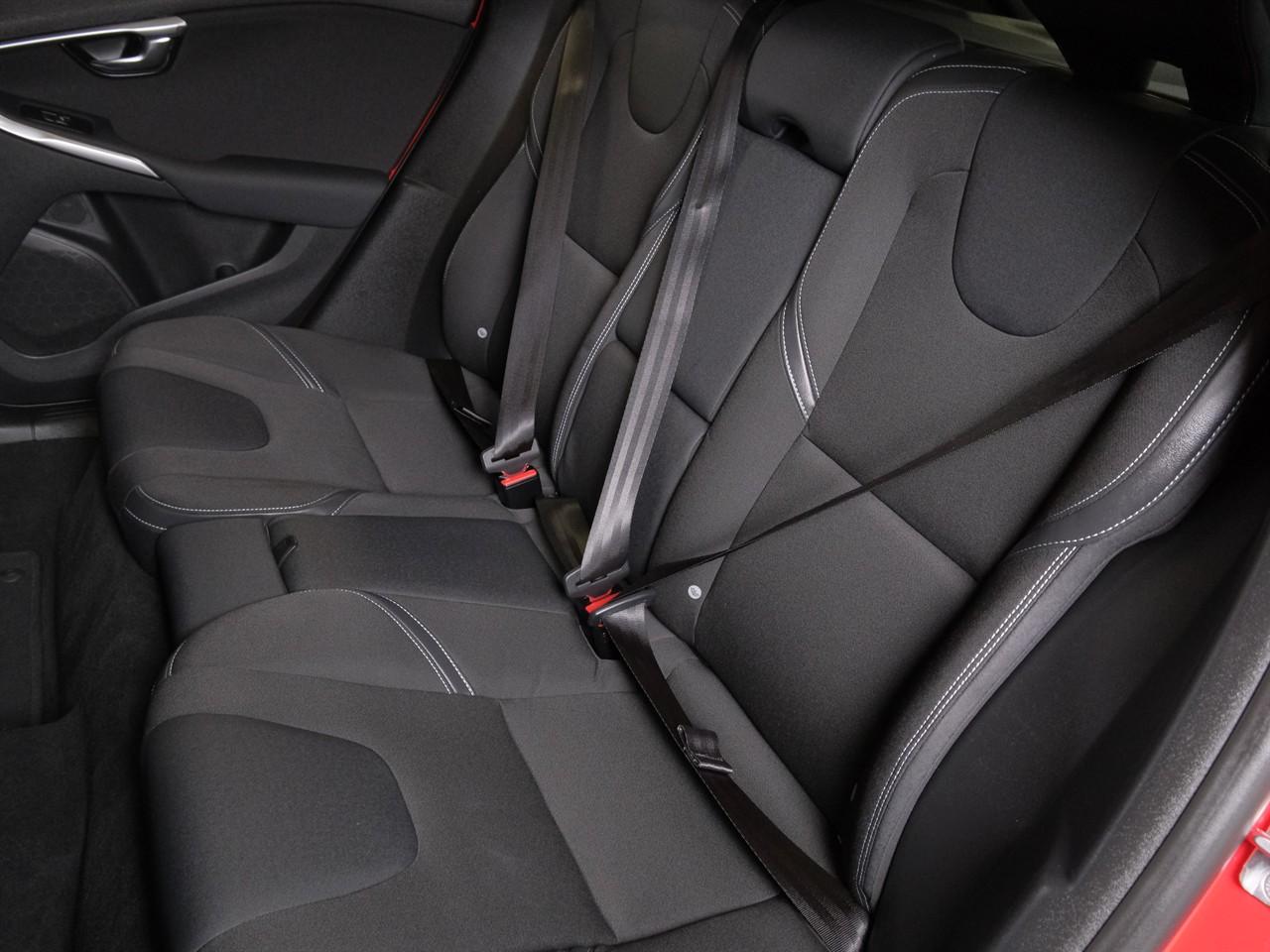 image-18, 2016 Volvo V40 T3 SE at Christchurch