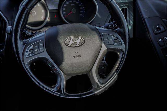 image-8, 2015 Hyundai ix35 2.0R CRDI Elite A6 at Dunedin