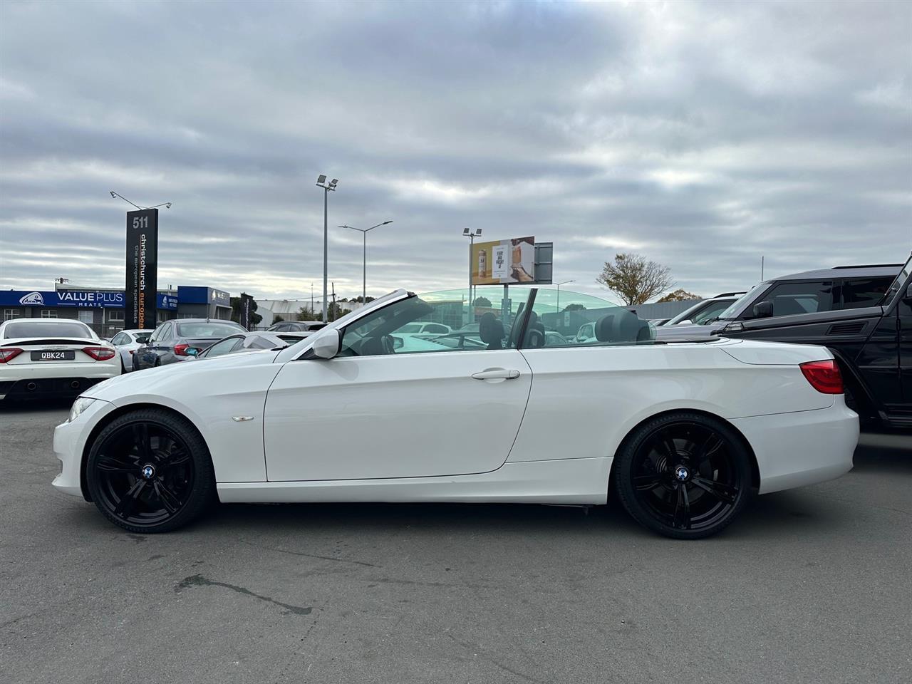 image-2, 2012 BMW 335i Facelift Hardtop Convertible at Christchurch