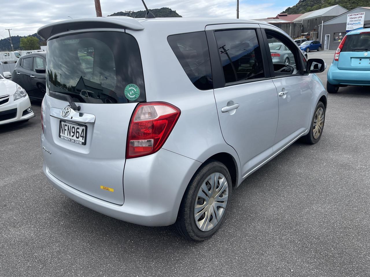 image-2, 2006 Toyota Ractis at Greymouth