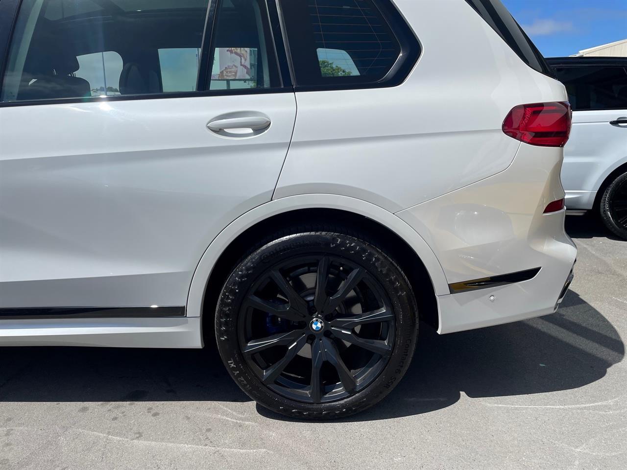 image-5, 2019 BMW X7 3.0d Motorsport 7 Seater Black Edition at Christchurch