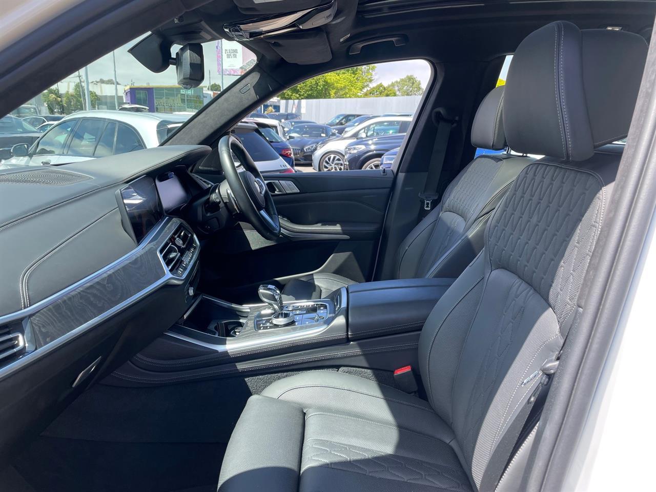 image-6, 2019 BMW X7 3.0d Motorsport 7 Seater Black Edition at Christchurch