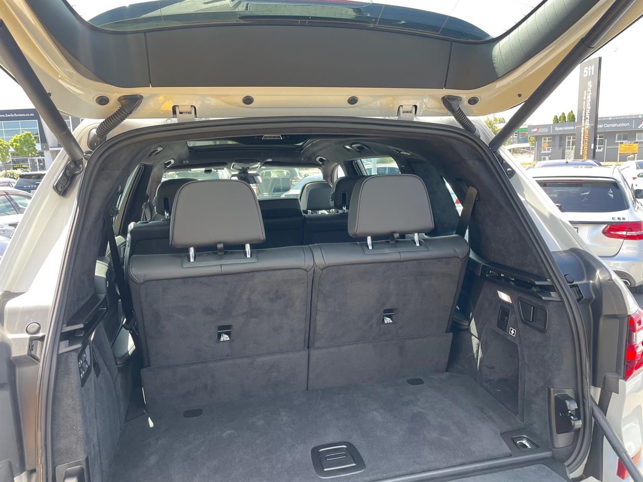 image-9, 2019 BMW X7 3.0d Motorsport 7 Seater Black Edition at Christchurch