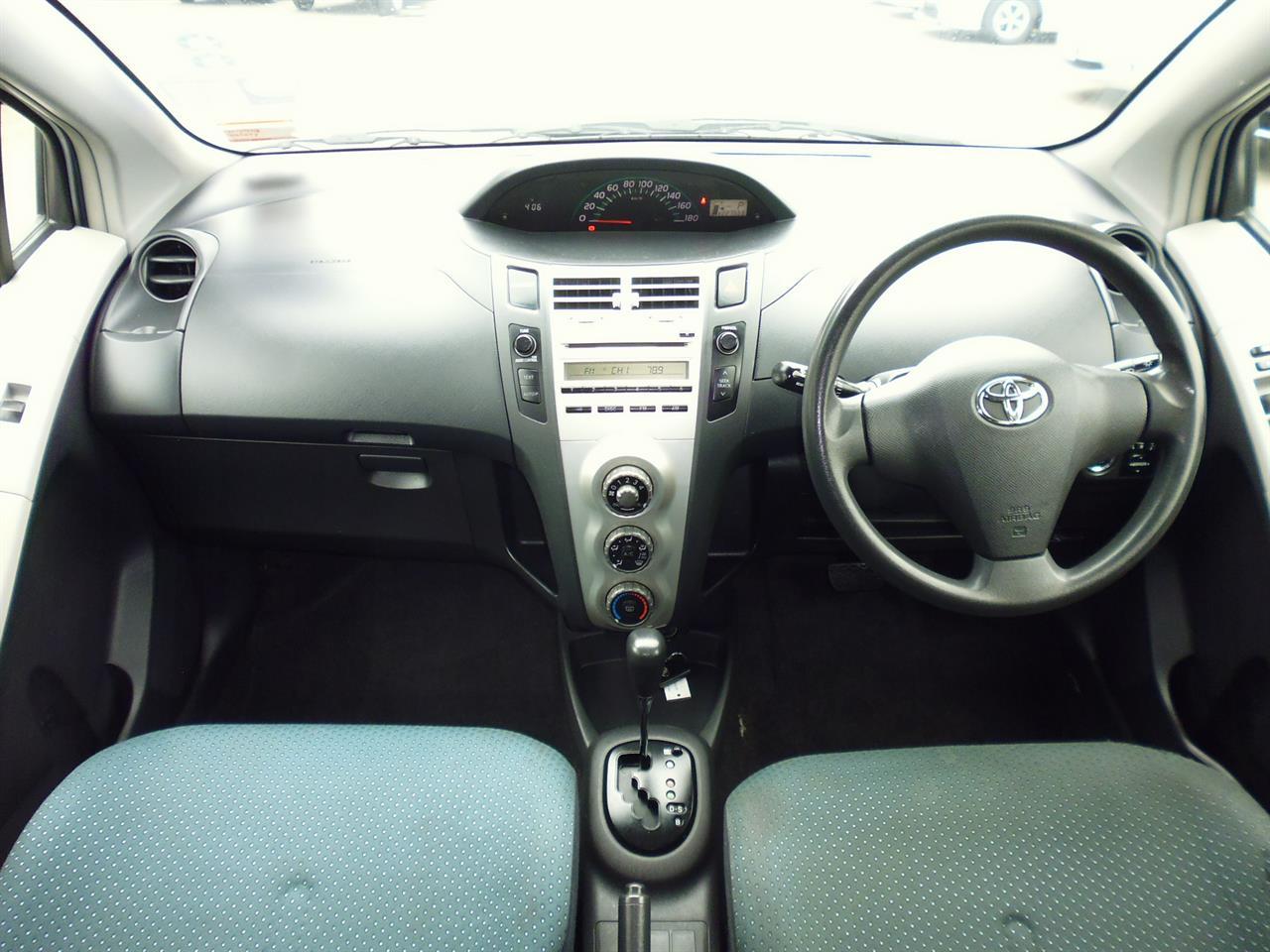 image-8, 2005 Toyota Vitz at Christchurch