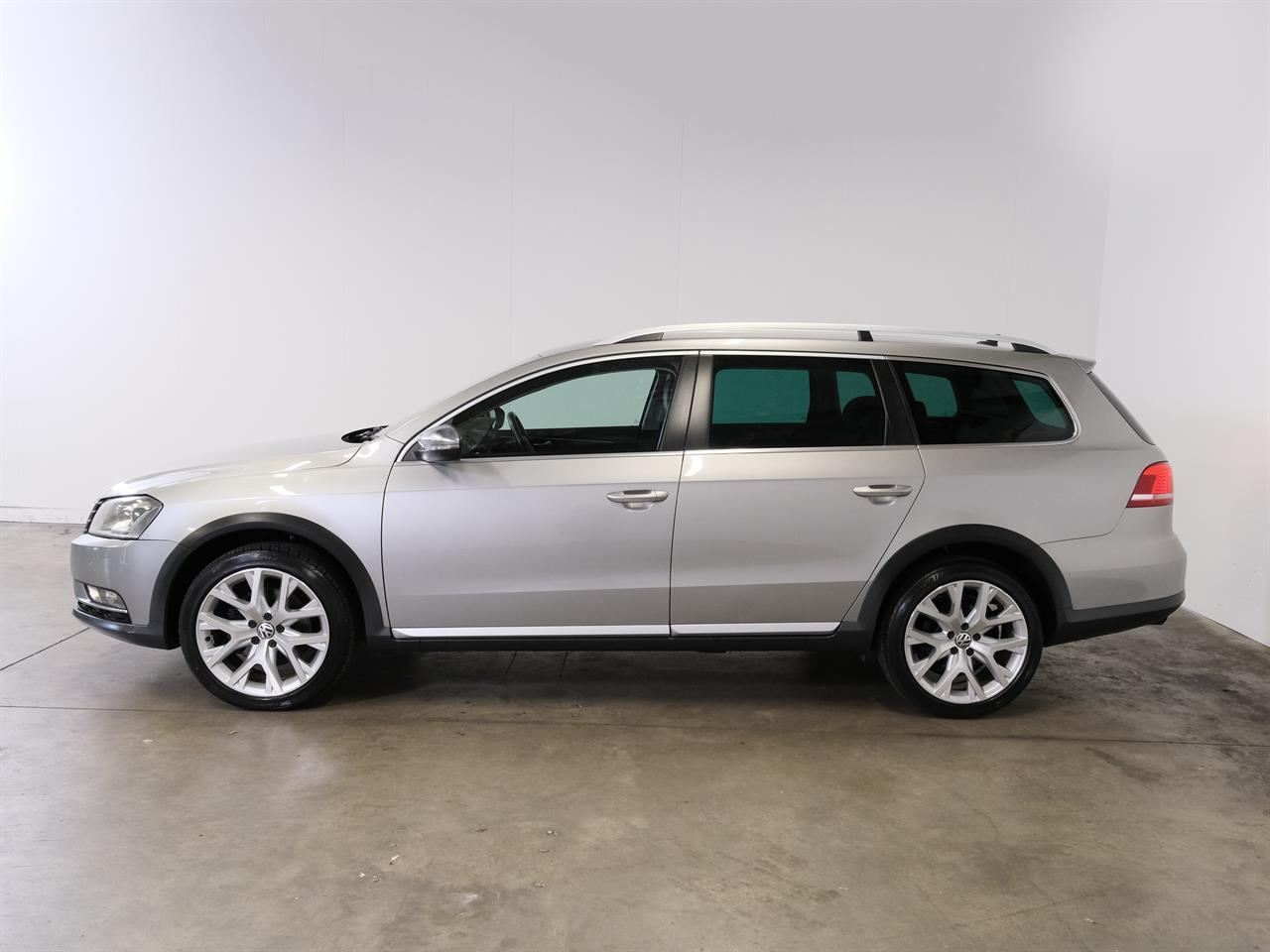 image-4, 2014 Volkswagen Passat ALLTRACK 2.0TSI 4Motion at Christchurch