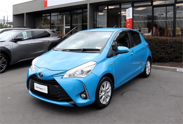 image-2, 2017 Toyota Vitz 1.5 Hybrid Hatchback at Christchurch