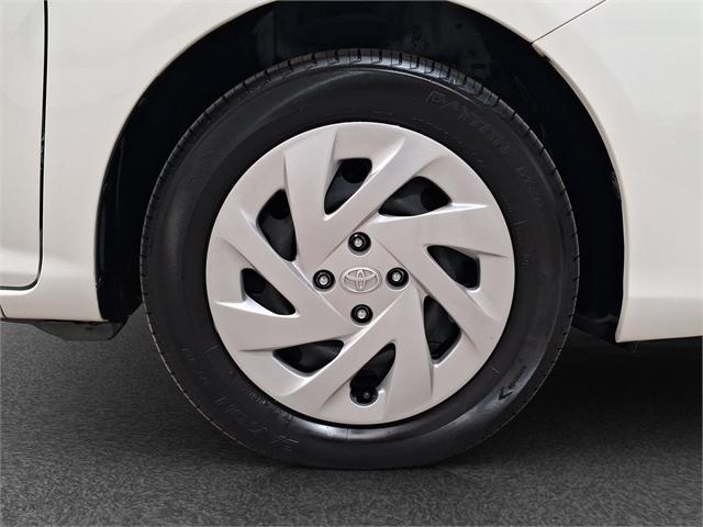 image-8, 2018 Toyota Corolla Wagon 1.5L Hybrid at Dunedin