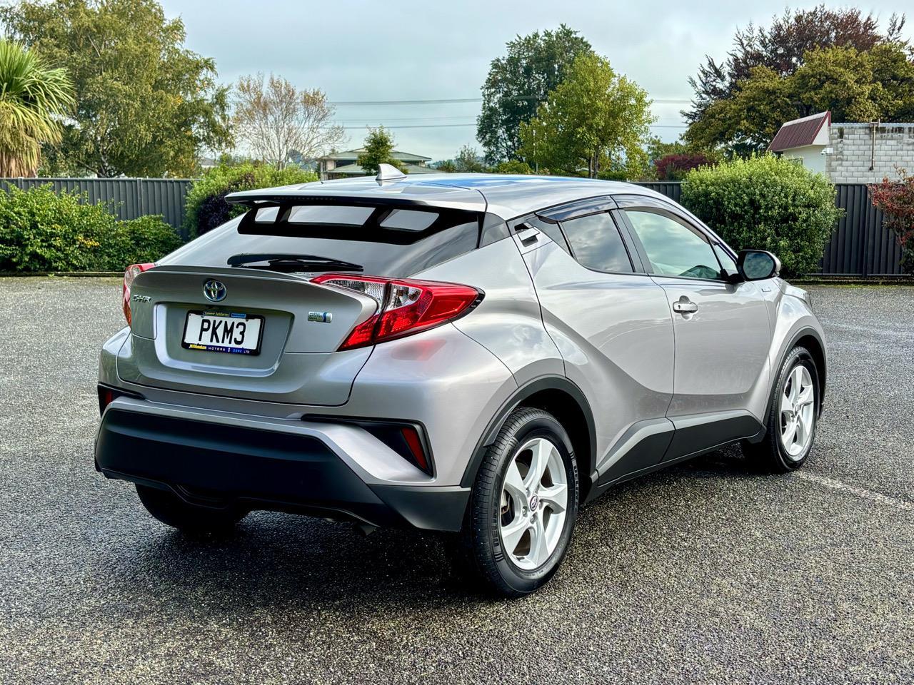 image-6, 2017 Toyota C-HR HYBRID TEC  4.2L / 100KM at Gore