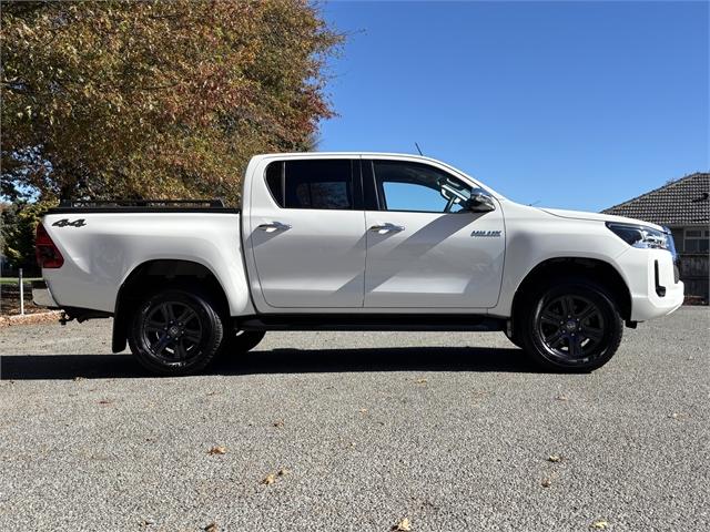 image-5, 2022 Toyota Hilux SR5 2.8DT 6AT 4WD at Christchurch