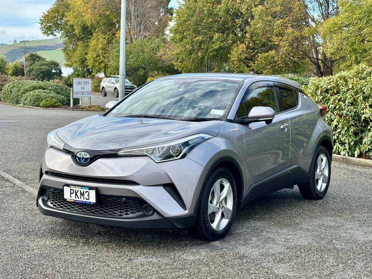 image-3, 2017 Toyota C-HR HYBRID TEC  4.2L / 100KM at Gore