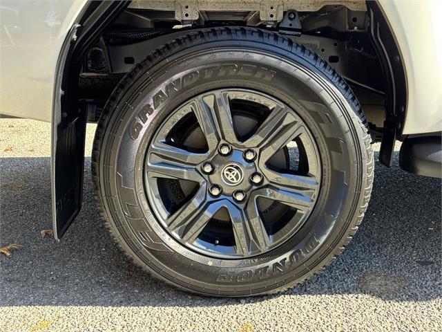 image-6, 2022 Toyota Hilux SR5 2.8DT 6AT 4WD at Christchurch