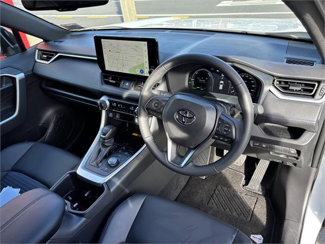 image-1, 2025 Toyota RAV4 XSE 2.5P Hybrid AWD Auto at Christchurch