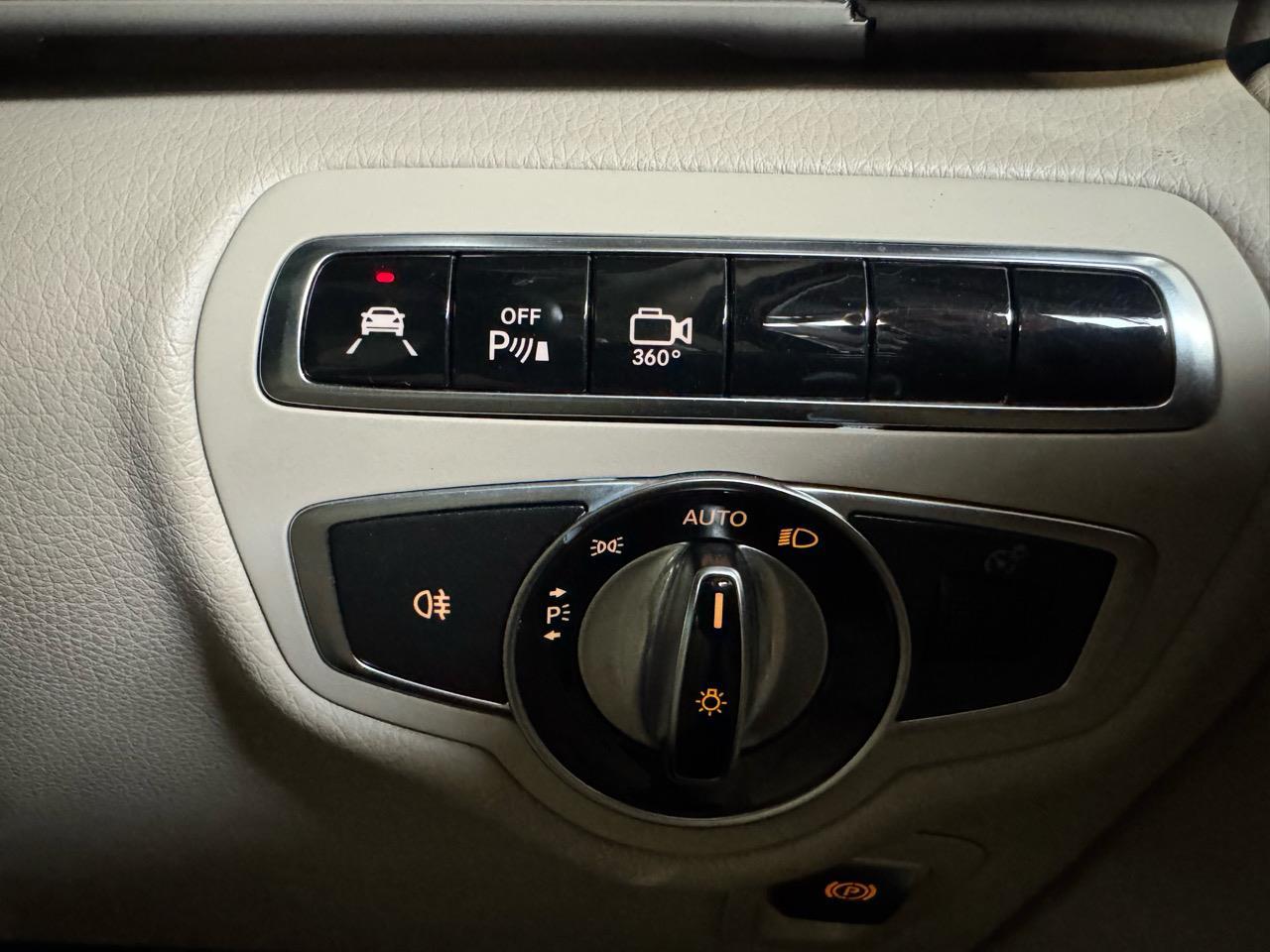 image-13, 2016 MercedesBenz V 220 d Avantgarde Long Wheel Ba at Christchurch