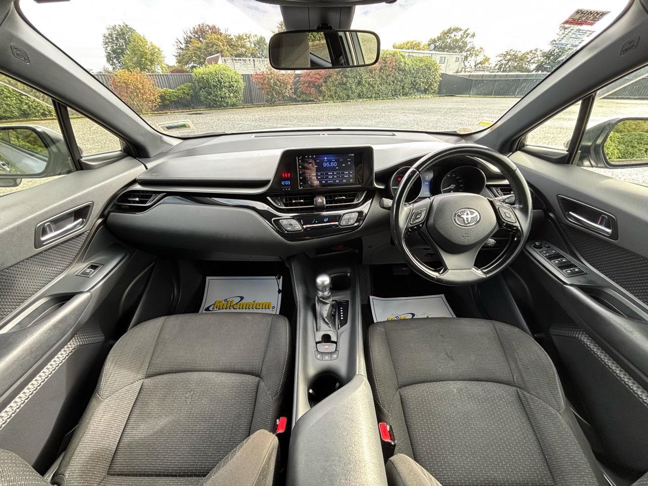 image-13, 2017 Toyota C-HR HYBRID TEC  4.2L / 100KM at Gore