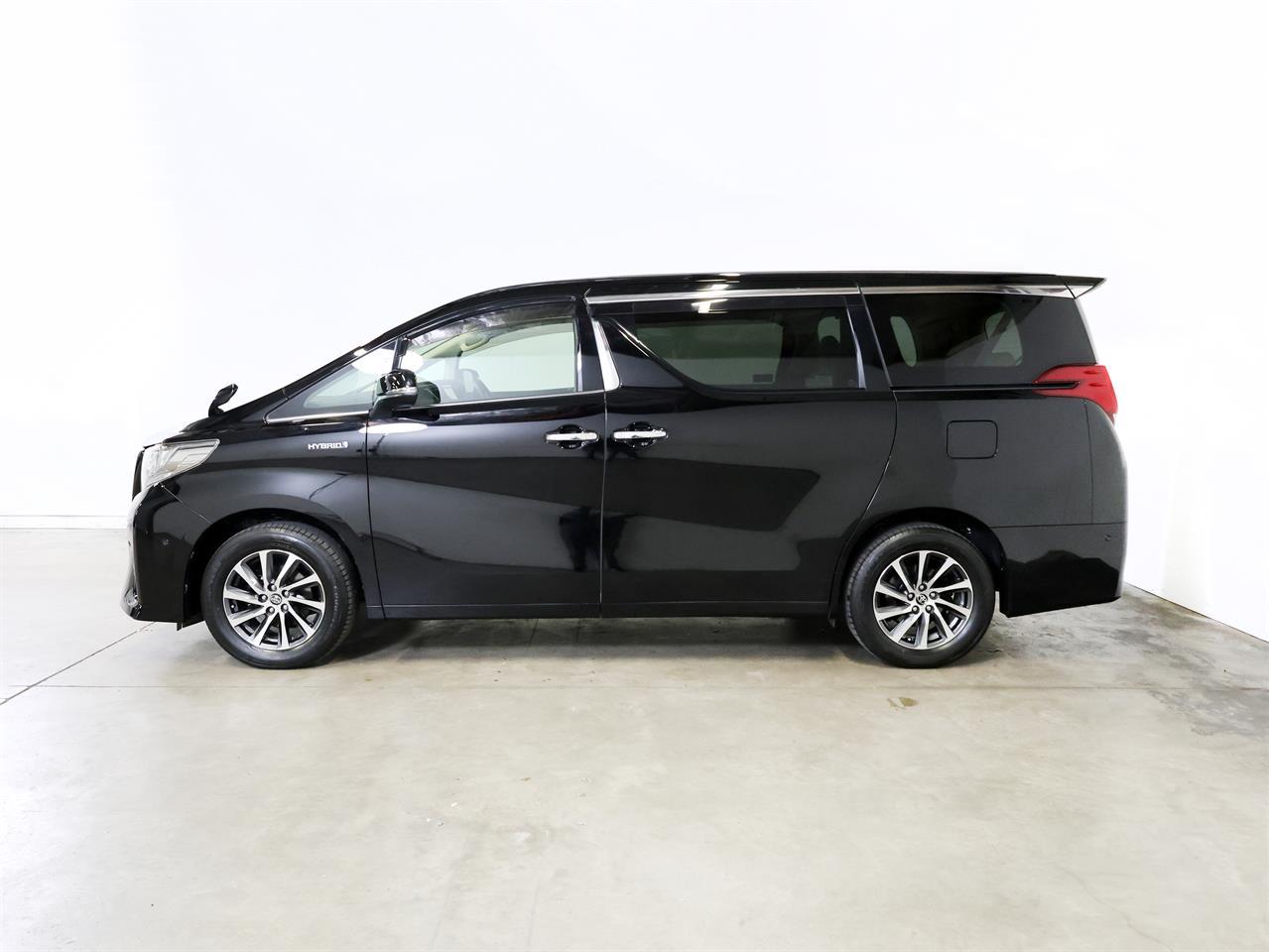 image-4, 2015 Toyota Alphard Hybrid 4WD G '7-Seater' at Christchurch