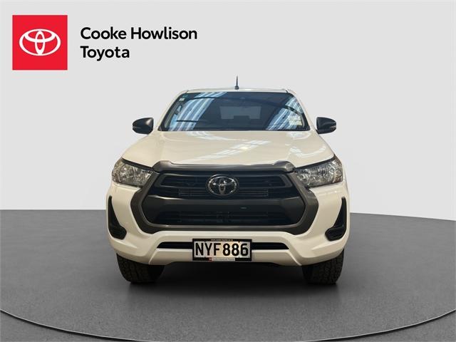 image-1, 2021 Toyota Hilux SR 2.8DT 6MT 4WD at Dunedin