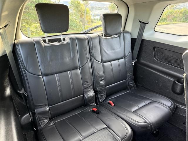 image-8, 2016 Mahindra XUV500 4WD 2.2D at Dunedin