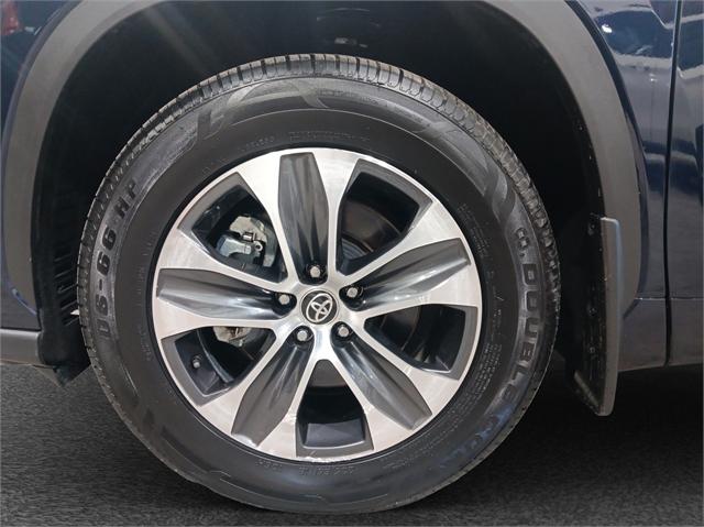 image-9, 2022 Toyota Highlander Limited 3.5P 8AT AWD at Dunedin