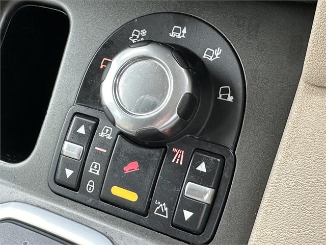 image-14, 2010 LandRover Discovery 4 3.0TD V6 Suv 4WD at Christchurch