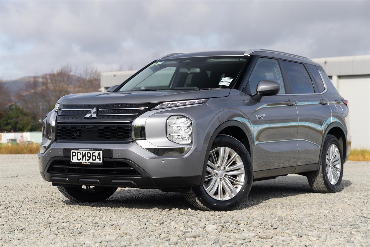 image-3, 2022 Mitsubishi Outlander LS PHEV/4WD/AT at Christchurch