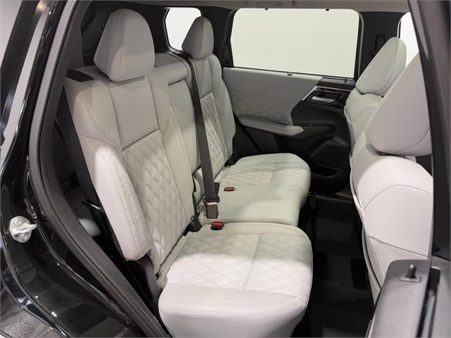 image-10, 2025 Mitsubishi Outlander 2.5P VRX 2WD CVT at Invercargill