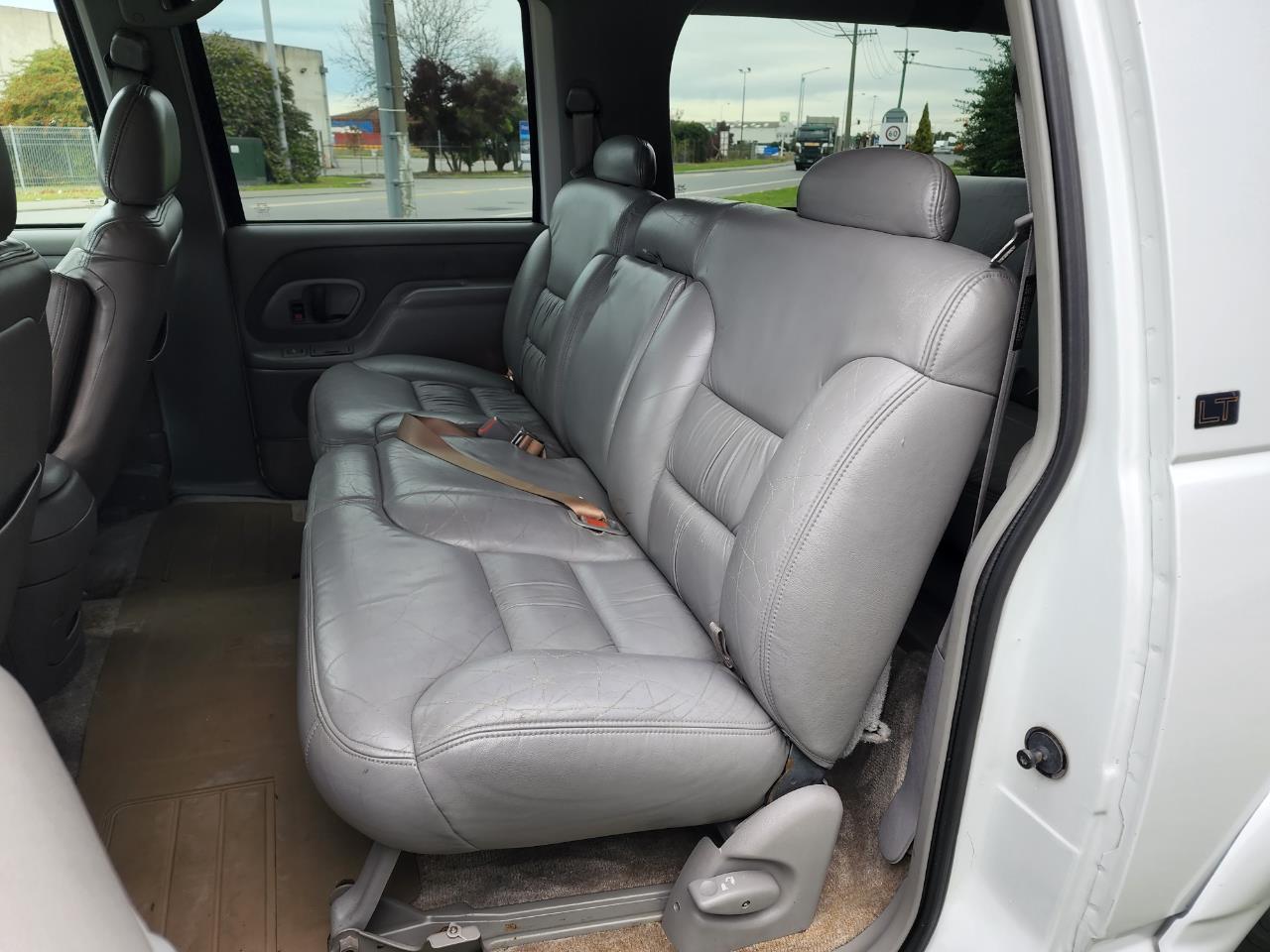 image-3, 1996 Chevrolet SUBURBAN k1500 4wd at Christchurch