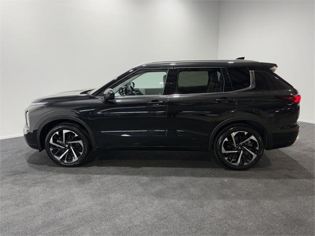 image-3, 2025 Mitsubishi Outlander 2.5P VRX 2WD CVT at Invercargill