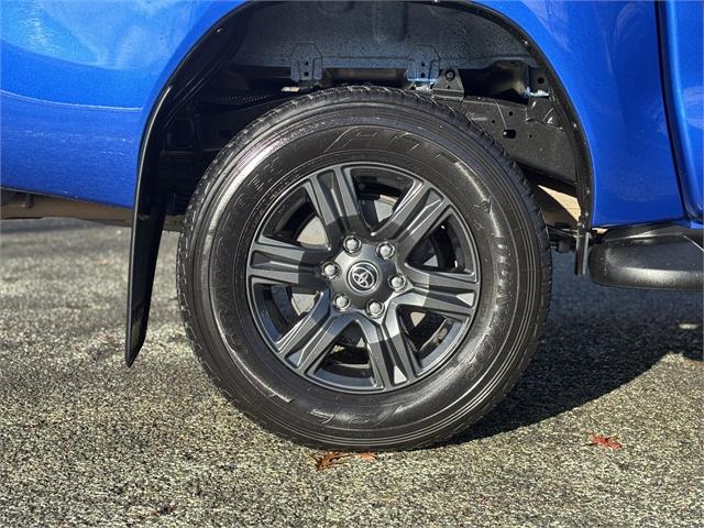 image-6, 2023 Toyota Hilux SR5 2.8DT 6AT 4WD at Christchurch