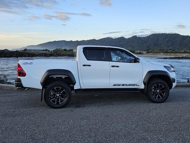 image-4, 2023 Toyota Hilux SR5 Cruiser 2.8DT Hybrid 6AT 4WD at Greymouth