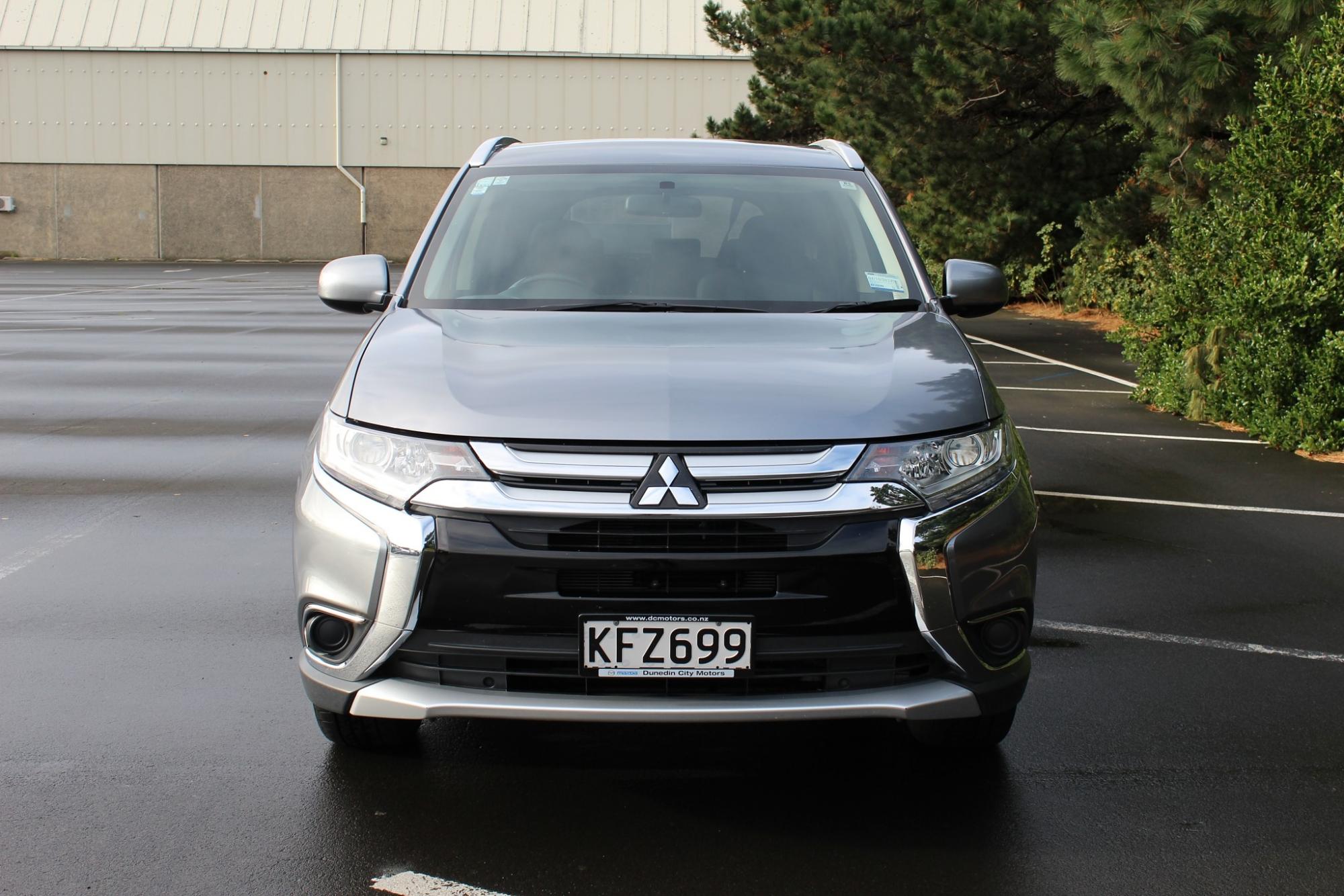 image-1, 2017 Mitsubishi Outlander LS Fwd 2.0 Petrol at Dunedin