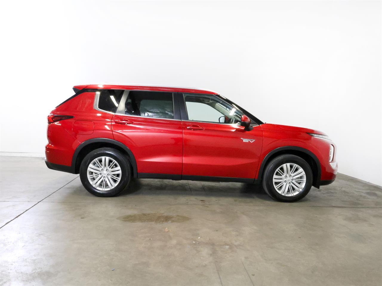 image-9, 2022 Mitsubishi Outlander PHEV 'LS' 4WD 'NZ New' at Christchurch