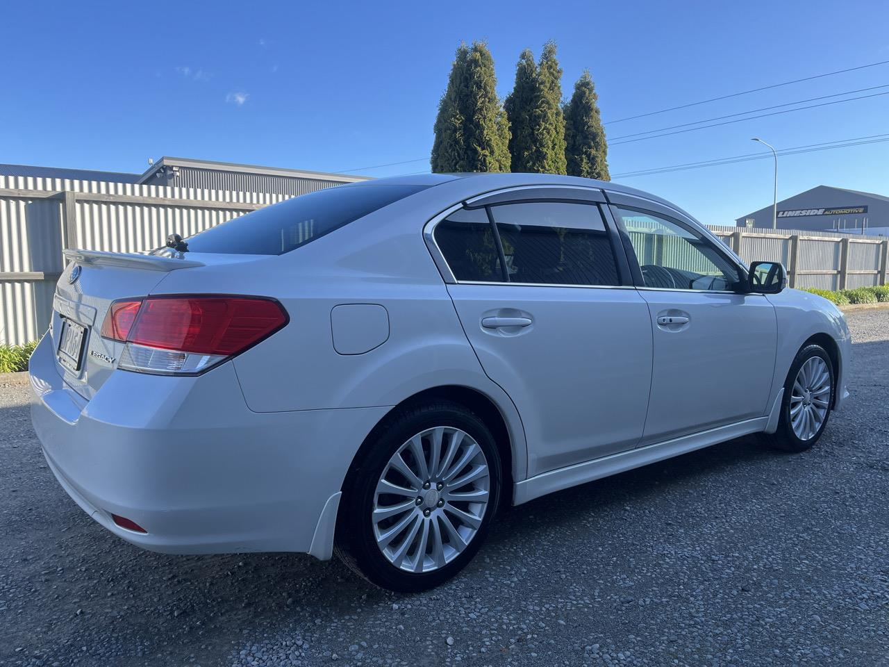 image-1, 2010 Subaru Legacy at Waimakariri