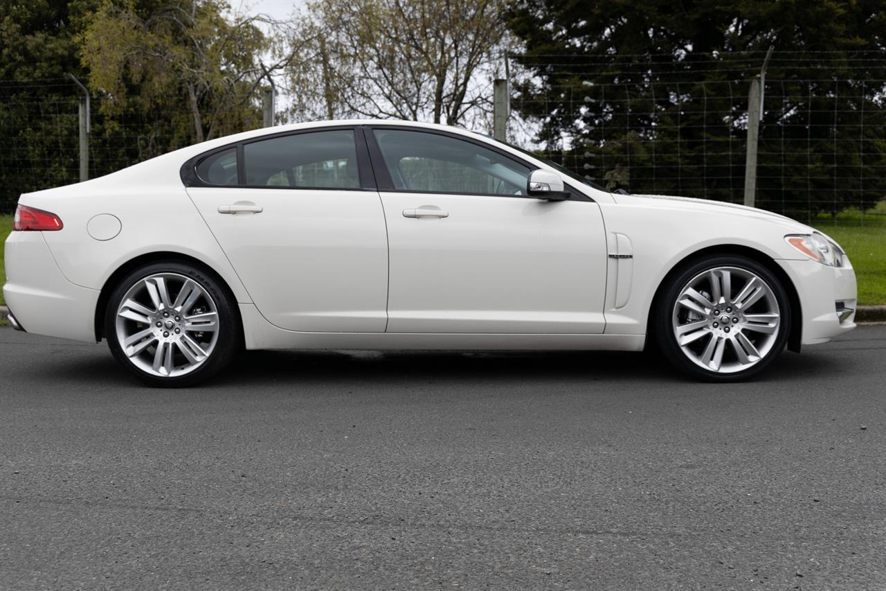 image-2, 2008 Jaguar Xf 3.0L Petrol 6 Speed Auto at Dunedin