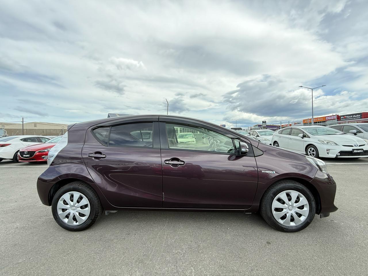 image-17, 2014 Toyota Aqua Hybrid at Christchurch