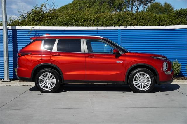 image-1, 2025 Mitsubishi Outlander PHEV LS 4WD at Dunedin