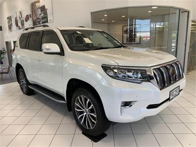 2022 Toyota Land Cruiser Prado Vx Limited 2.8Dt/4W on handshake