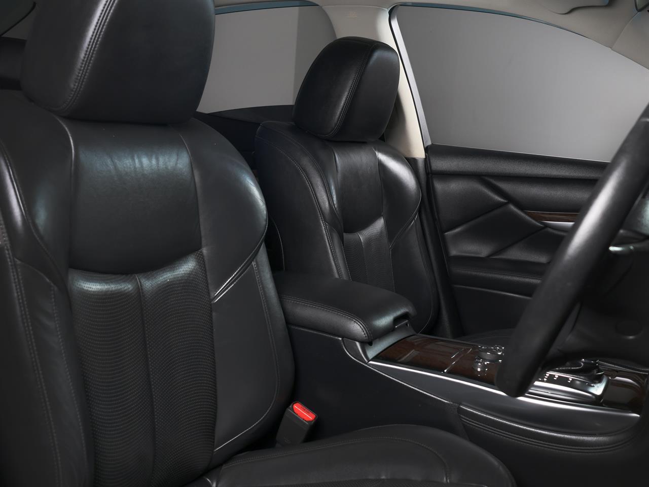 image-17, 2012 Nissan FUGA Hybrid 3.5lt Leather Package at Christchurch