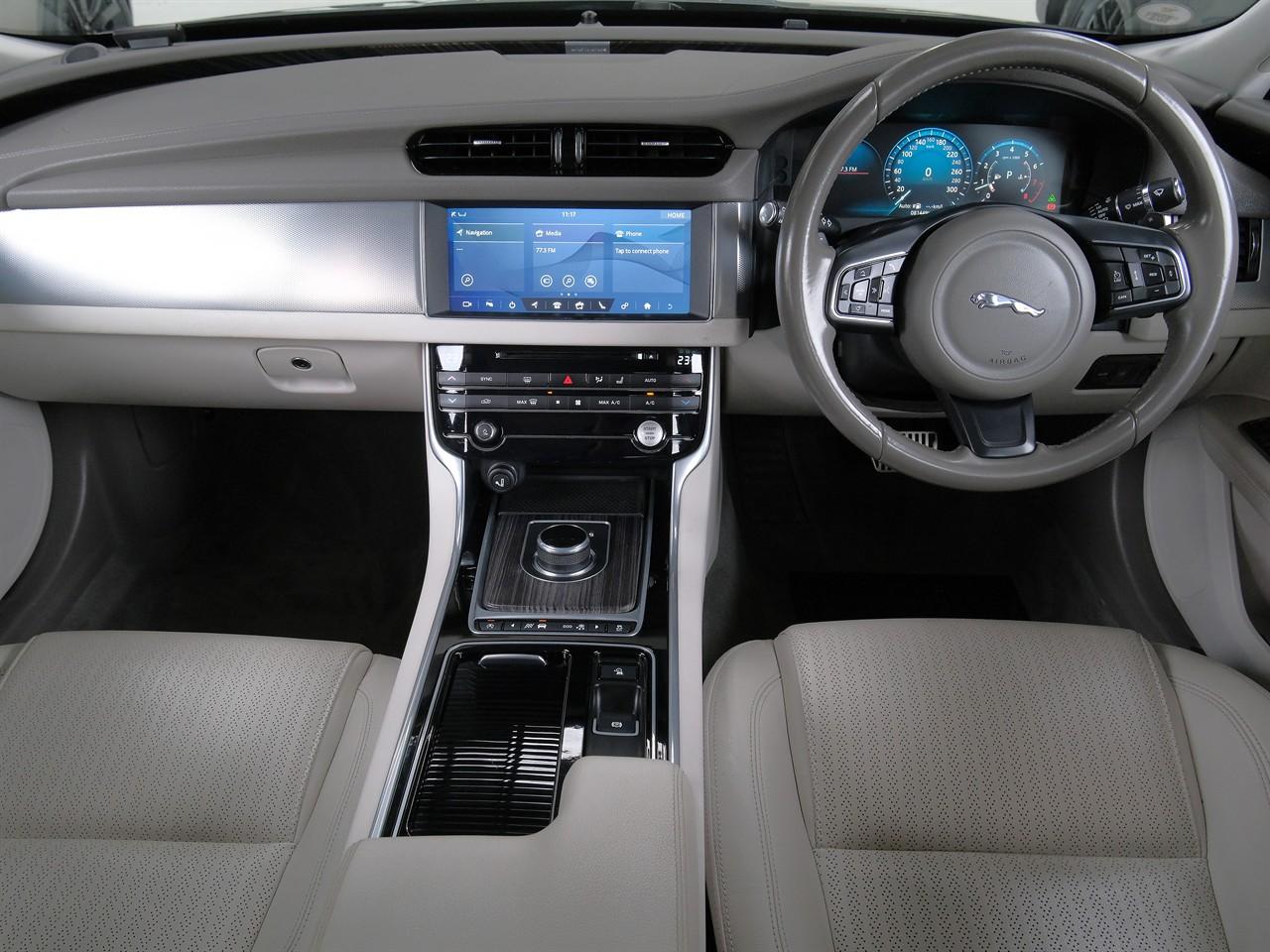 image-10, 2017 Jaguar XF 25t 'Prestige' at Christchurch