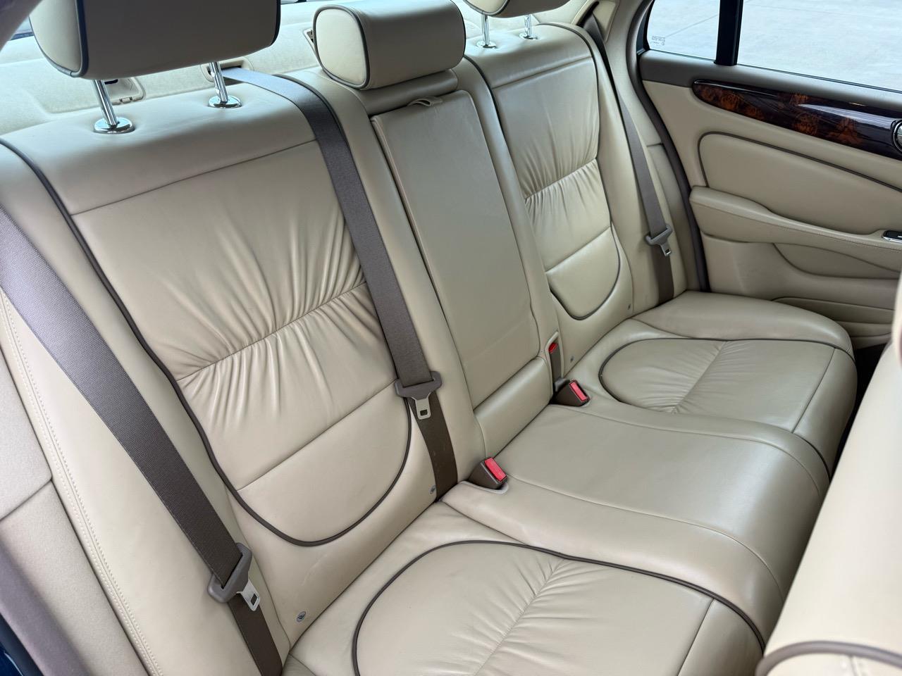 image-5, 2006 Jaguar XJ8 4.2 - ALLOY BODY at Christchurch