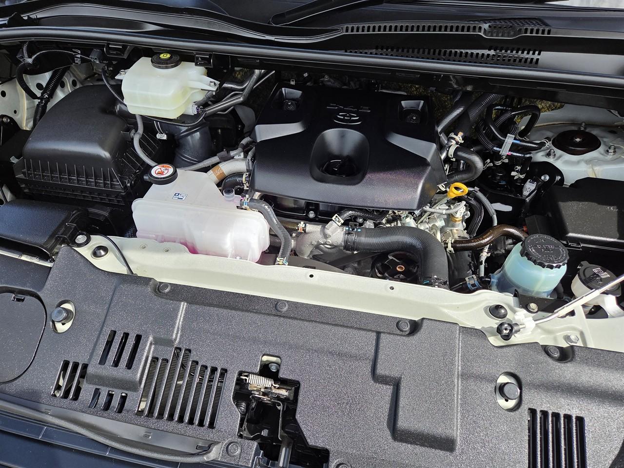 image-11, 2023 Toyota Hiace ZX 12 Seat MB 2.8TD/6AT at Christchurch