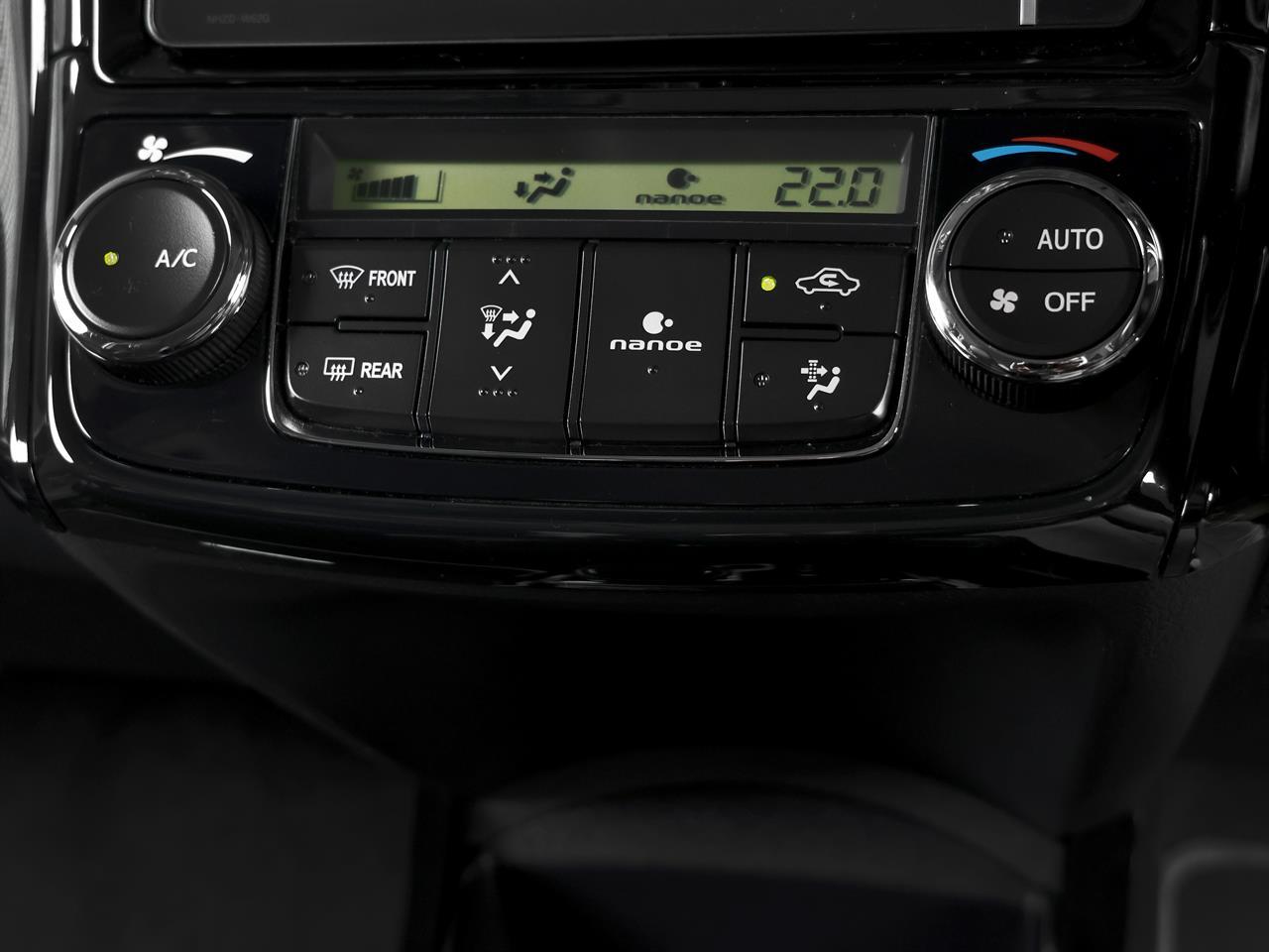 image-15, 2013 Toyota Corolla Fielder Hybrid G 'Aero Tourer' at Christchurch