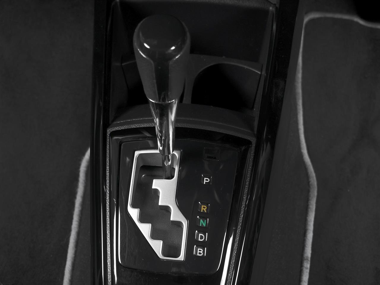 image-12, 2013 Toyota Corolla Fielder Hybrid G 'Aero Tourer' at Christchurch